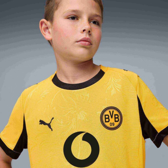 Borussia Dortmund 25/26 Replica Cup Stor Barn Fotbollströja