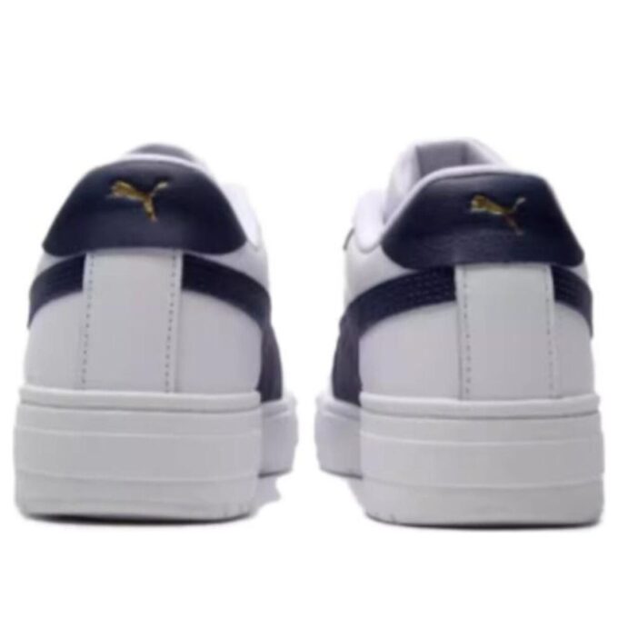 CA Pro Classic Sneakers ”Vita Svarta”