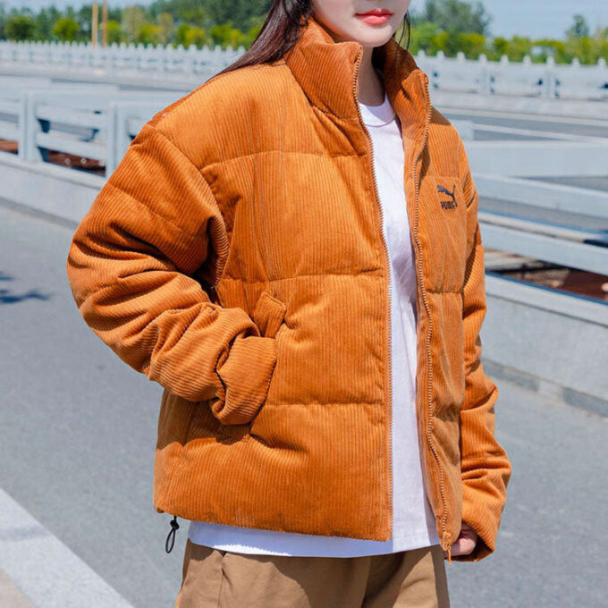 Classics Överdimensionerad Kort Polyball Puffer Vinterjacka ”Brun”