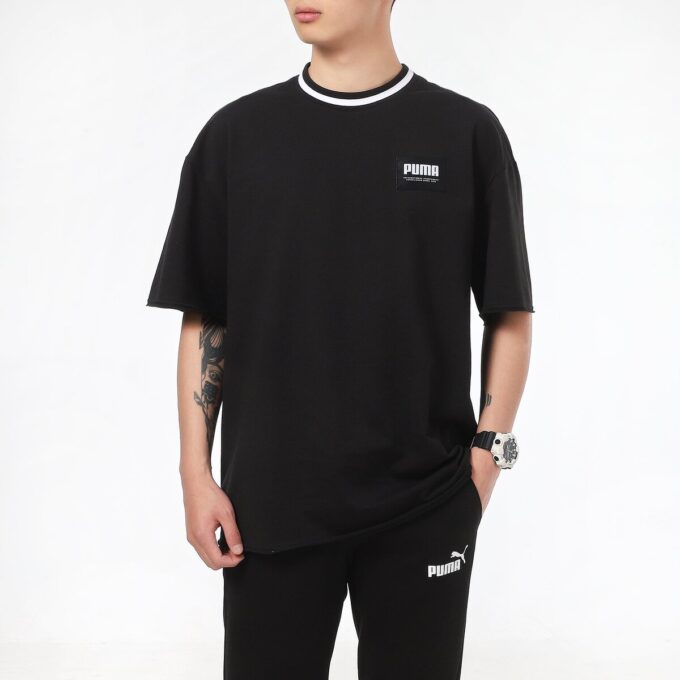 Enfärgad herr-T-shirt med rund hals ”Svart”