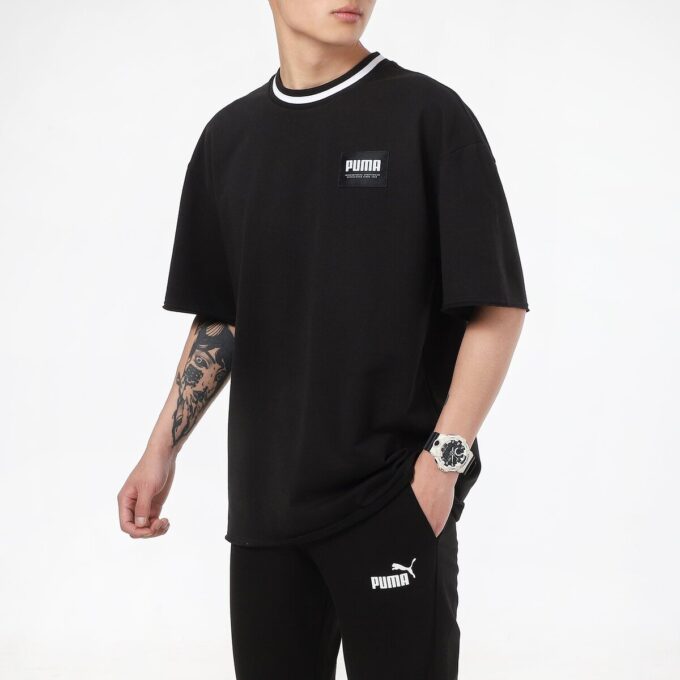 Enfärgad herr-T-shirt med rund hals ”Svart”
