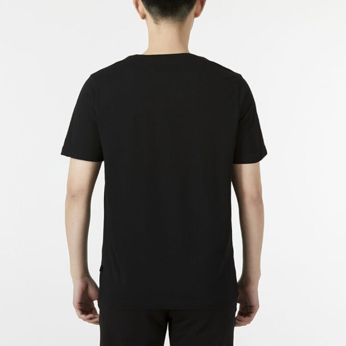 Essentials Logo T-shirt ”Svart”