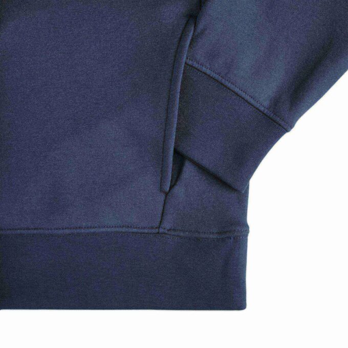 Essentials präglad stor barnhuvtröja i bomullsfleece Essentials präglad stor barnhuvtröja i bomullsfleece