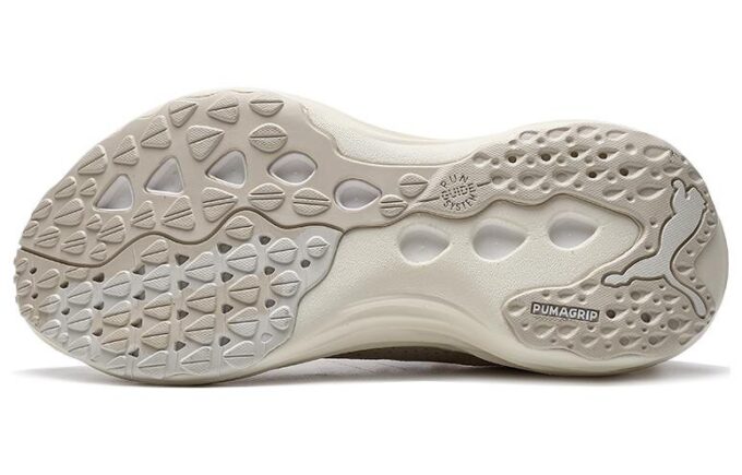 ForeverRUN Nitro Knit ”Beige”