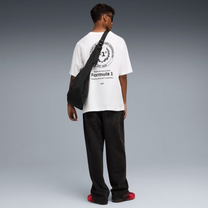Formula 1® 75 Years Herr Avslappnad T-shirt Formula 1® 75 Years Herr Avslappnad T-shirt