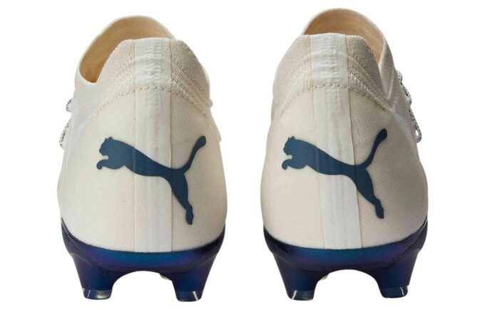 Future 1.4 Lazertouch FG ”Vit Blå”
