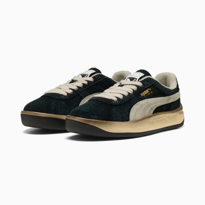 GV Special The NeverWorn V Sneakers Unisex GV Special The NeverWorn V Sneakers Unisex