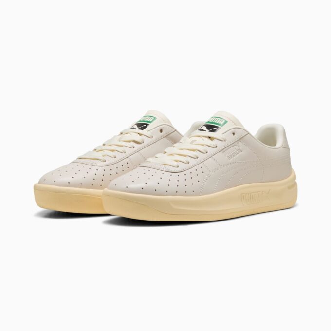 GV Special The NeverWorn VI Sneakers GV Special The NeverWorn VI Sneakers