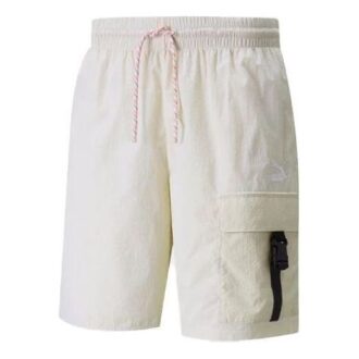 Hill Camp Cargo Shorts ”Vita”
