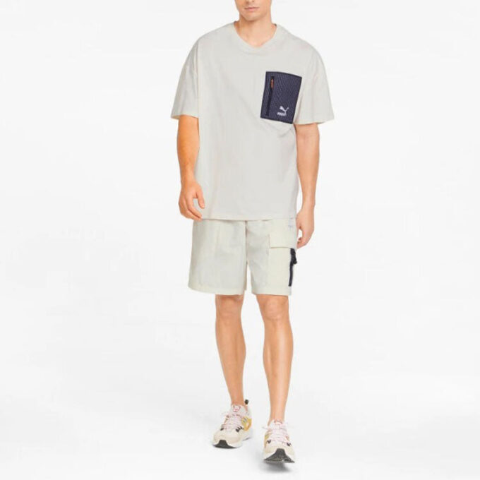 Hill Camp Cargo Shorts ”Vita”