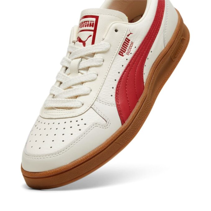 Inomhus OG ”Frosted Ivory-Club Red”