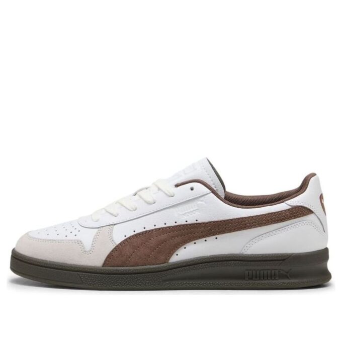 Inomhus ”Vit matt brons”