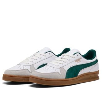Inomhus ”Vit mörk myrt”