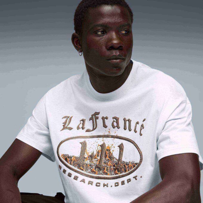 LaFrancé Heem Grafisk T-shirt med stort tryck LaFrancé Heem Grafisk T-shirt med stort tryck