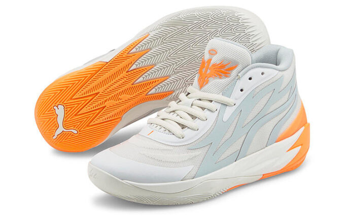 MB.02 LaMelo-boll ”Gorange”