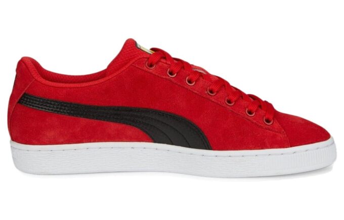 Mocka x Scuderia Ferrari ”Shield – Rosso Corsa”