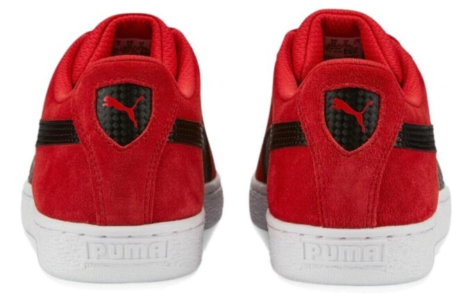Mocka x Scuderia Ferrari ”Shield – Rosso Corsa”
