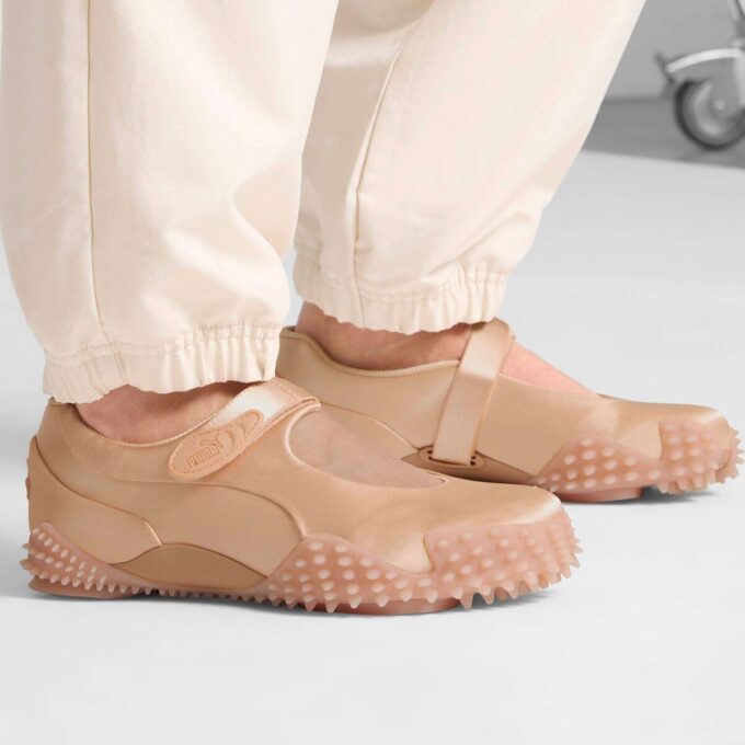 Mostro Fey Satin Dam Sneakers Mostro Fey Satin Dam Sneakers