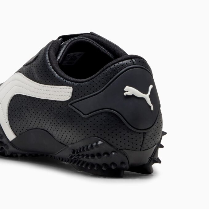 Mostro Perforerade Sneakers