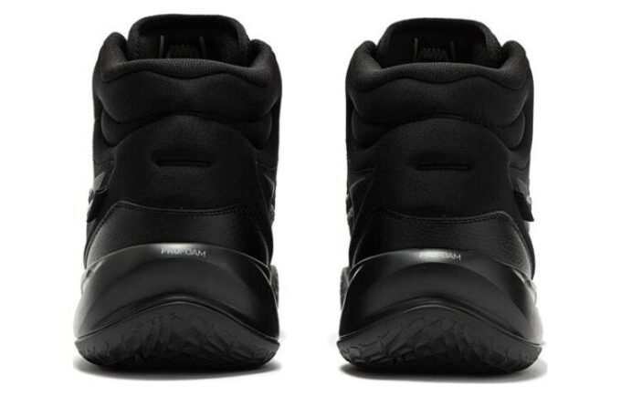 Playmaker Pro Mid ”Svart”