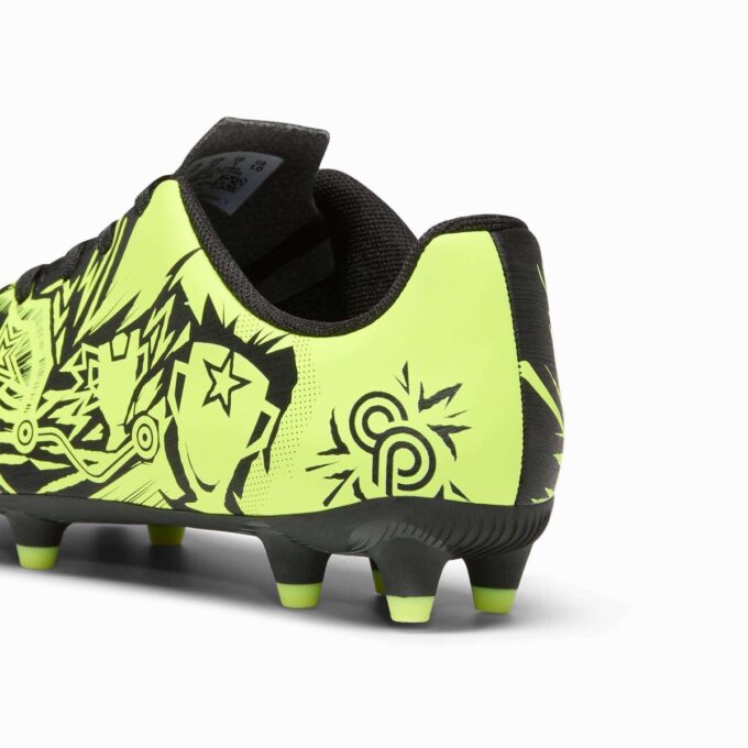 PUMA x CHRISTIAN PULISIC TACTO II fotbollsskor för barn, fast/konstgjord mark PUMA x CHRISTIAN PULISIC TACTO II fotbollsskor för barn, fast/konstgjord mark