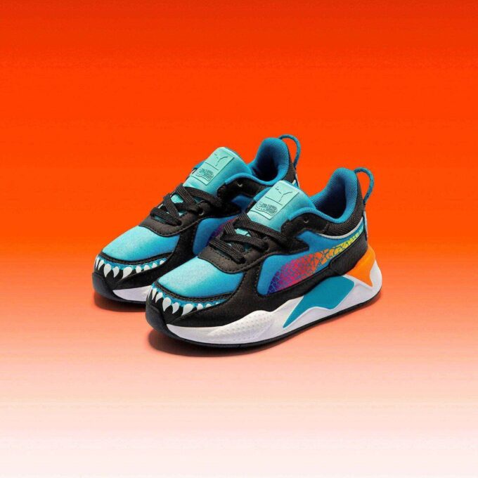 PUMA x HOT WHEELS™ MONSTER TRUCKS RS-X Enkla sneakers för småbarn PUMA x HOT WHEELS™ MONSTER TRUCKS RS-X Enkla sneakers för småbarn