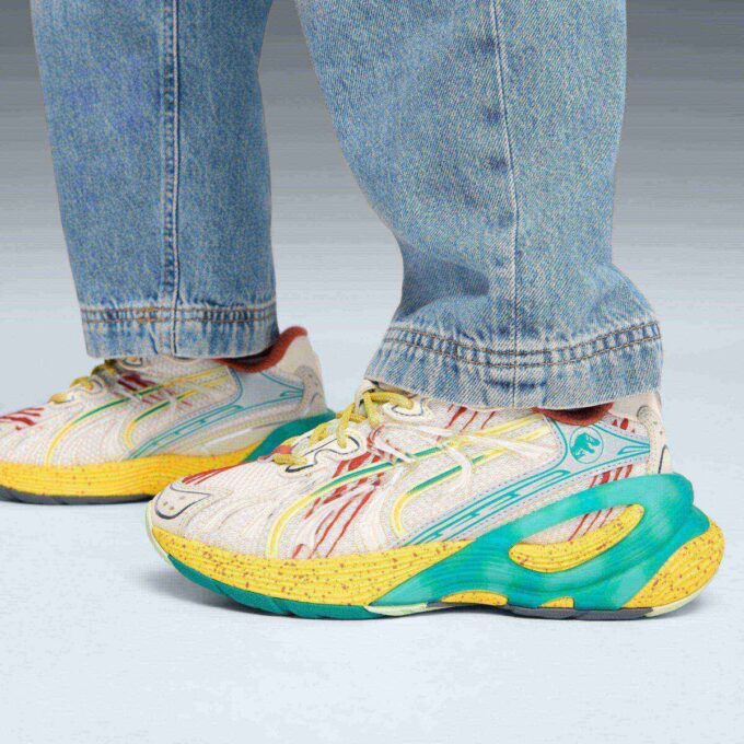 PUMA x JURASSIC WORLD Inverse stora barnsneakers PUMA x JURASSIC WORLD Inverse stora barnsneakers