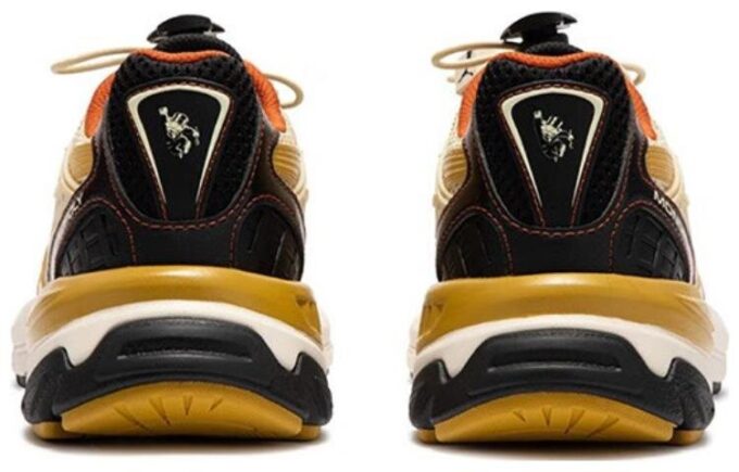 PUMA x Monopoly Staffonly Sneakers ”Beige Gul Svart”