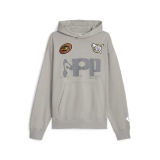 PUMA x PERKS AND MINI Graphic Hoodie ”Betonggrå”