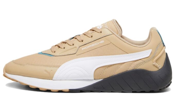 PUMA x Porsche Legacy Speedfusion ”Sand Dune Vit Svart”