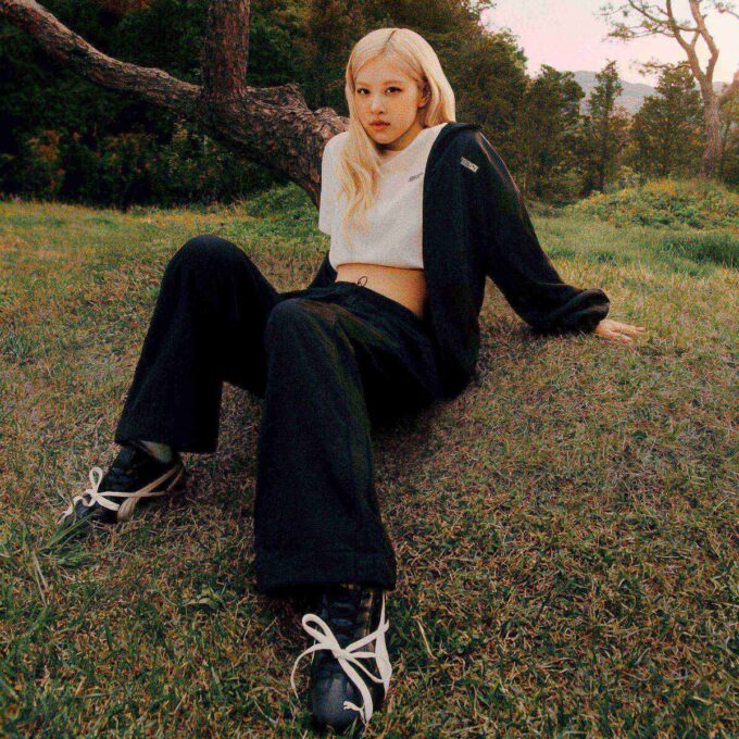 PUMA X ROSÉ Dam Utsvängda Leggings PUMA X ROSÉ Dam Utsvängda Leggings