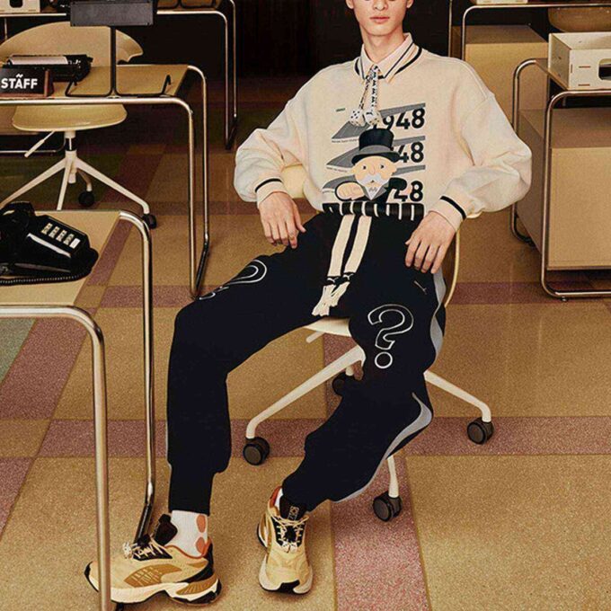 PUMA x Staffonly X Monopoly Logo Tröja ”Beige”