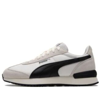 R78 Nylon Retro ”Beige Vit Svart”