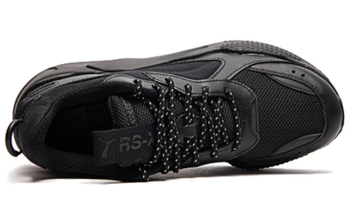 RS-X Core ”Trippel svart”