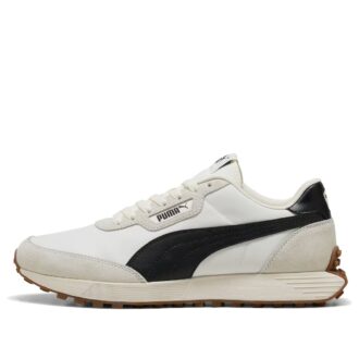 Runtamed Lugged Classic ”Beige Black”