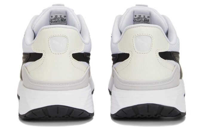 Runtamed Plus ”Vit Svart Frostad Elfenben”