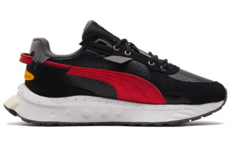 Scuderia Ferrari x Wild Rider ”Black Rosso Corsa”