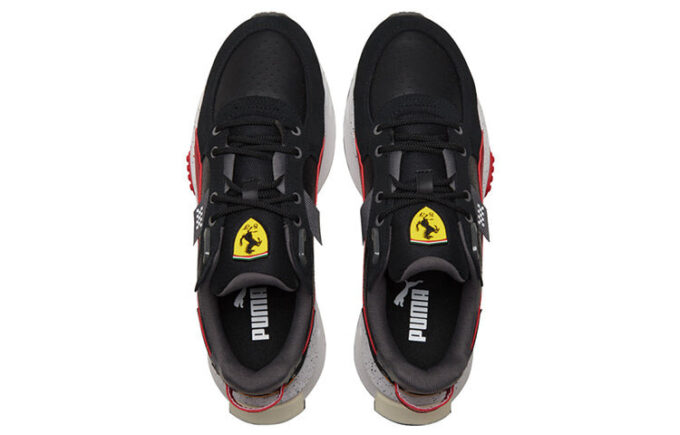 Scuderia Ferrari x Wild Rider ”Black Rosso Corsa”