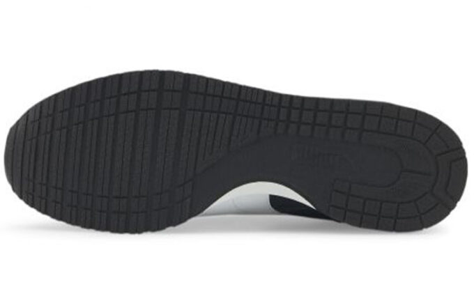 ST Runner ”Essential – New Navy”