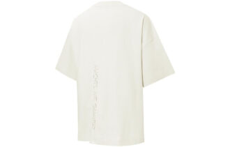 T-shirt med logotypficka ”Beige”
