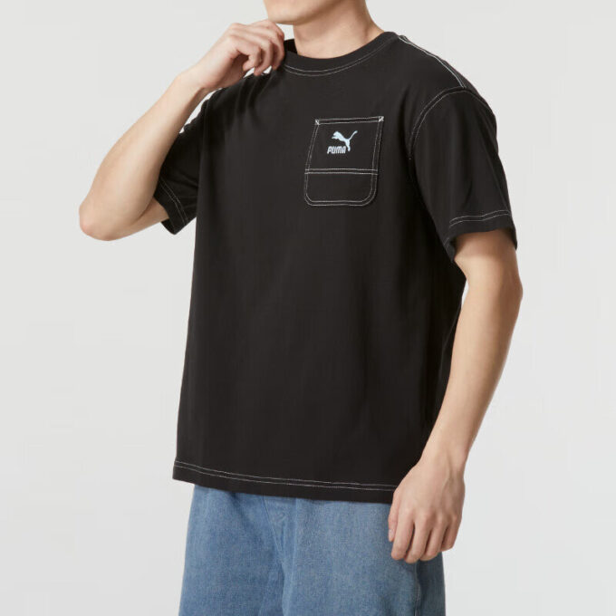 T-shirt med logotypficka ”Svart”