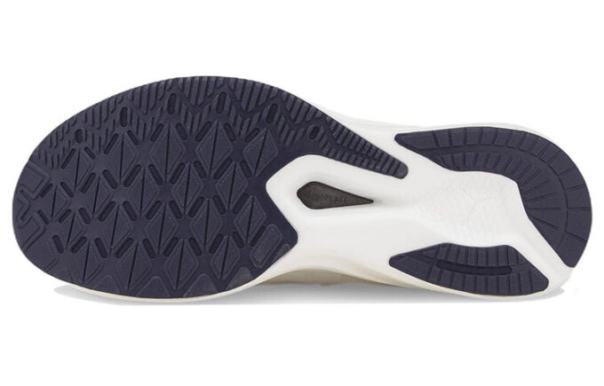Tracksmith x Deviate Nitro Elite Racer ”Vit Peacoat”