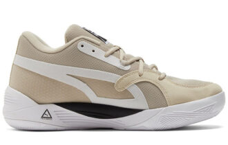 TRC Blaze Court ”Nimbus Cloud Black”