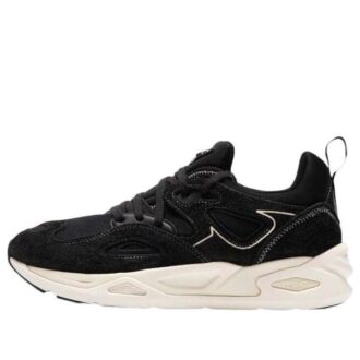 TRC Blaze Worn Out Sneakers ”Svartvit”