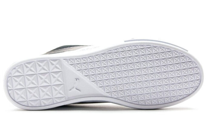 UEG x Court Play Slip-On ”Gravity Resistance – Svart”