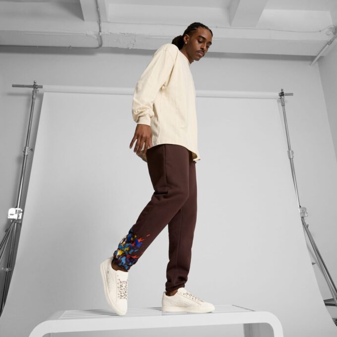 We Are Legends Renaissance Clyde Herr Sneakers We Are Legends Renaissance Clyde Herr Sneakers