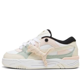 (WMNS) 180 ”God Jul”