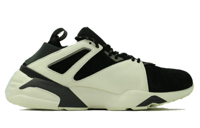 (WMNS) B.o.g Sock Core Kr Låga Löparskor Svarta/Vita