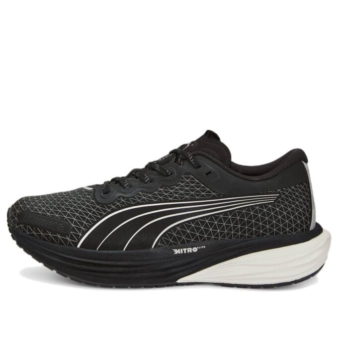 (WMNS) Deviate Nitro 2 WTR ”Svart Metallisk Silver”