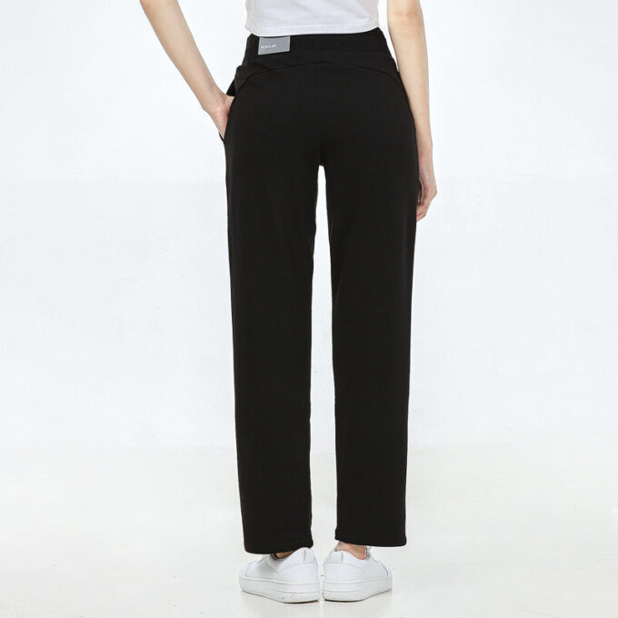 (WMNS) Essential Träningsbyxor ”Svarta”